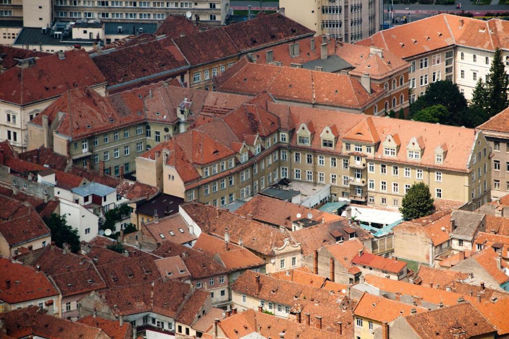 Hotel Coroana Brasov Luaran gambar