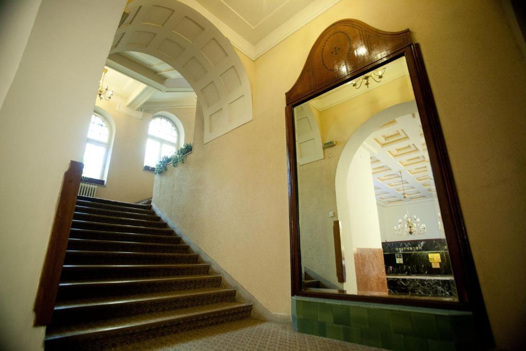 Hotel Coroana Brasov Luaran gambar