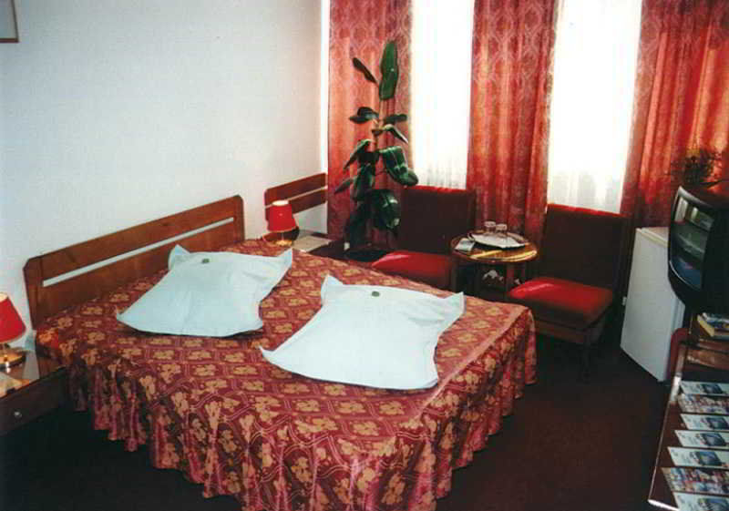 Hotel Coroana Brasov Luaran gambar