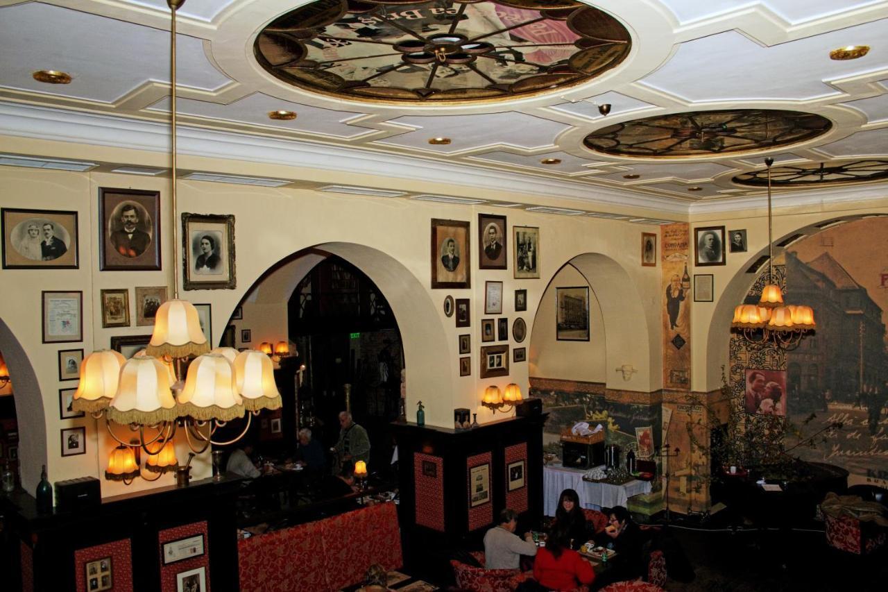 Hotel Coroana Brasov Luaran gambar